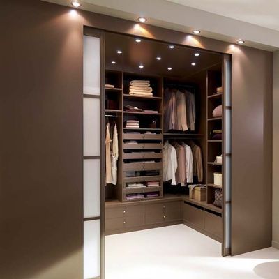 Aménagement dressing : optimiser votre rangement